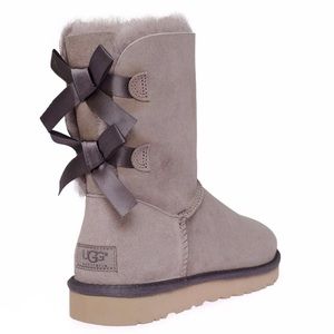 UGG bailey bow boots in stormy gray